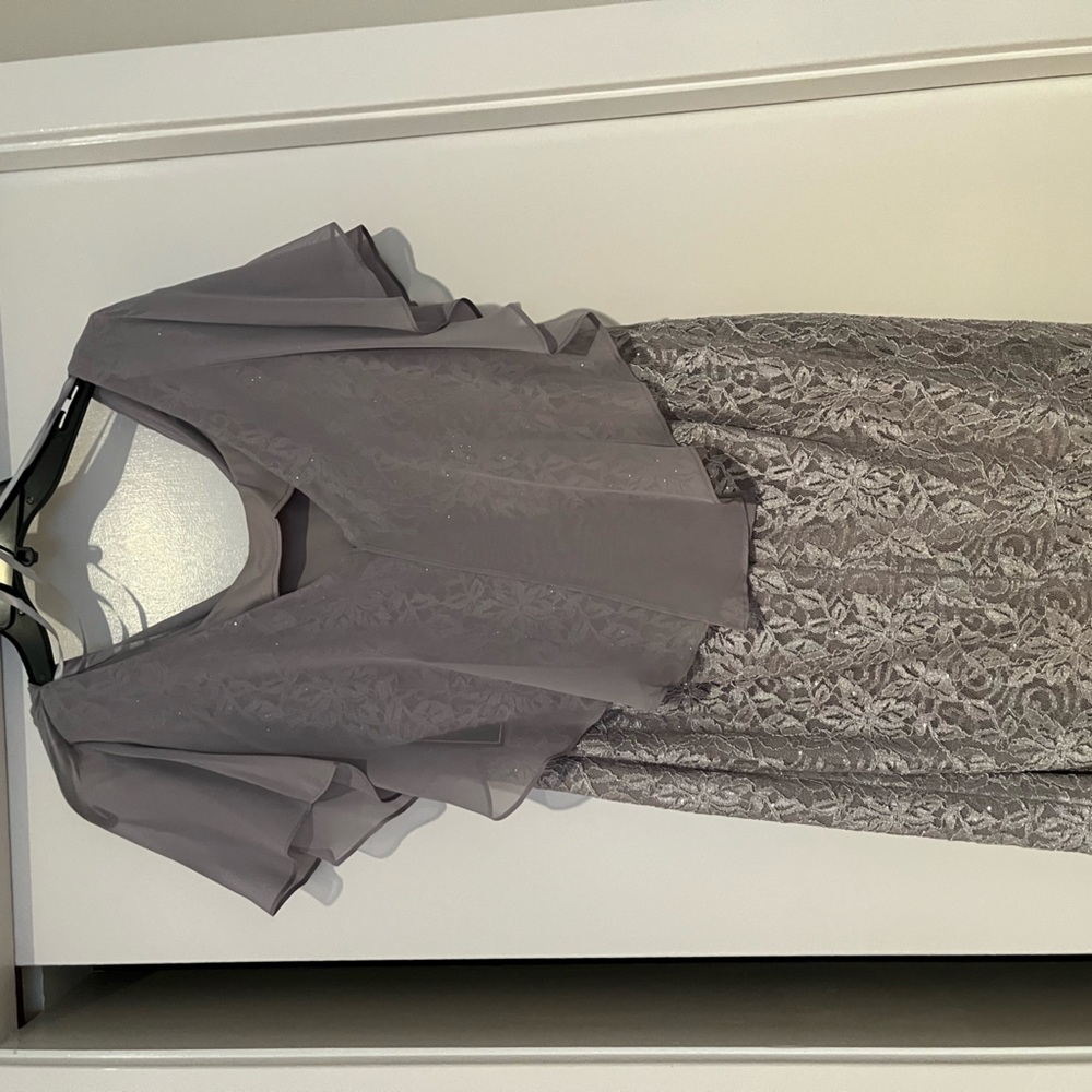 Jessica Howard Mother of Bride or wedding guest dress.